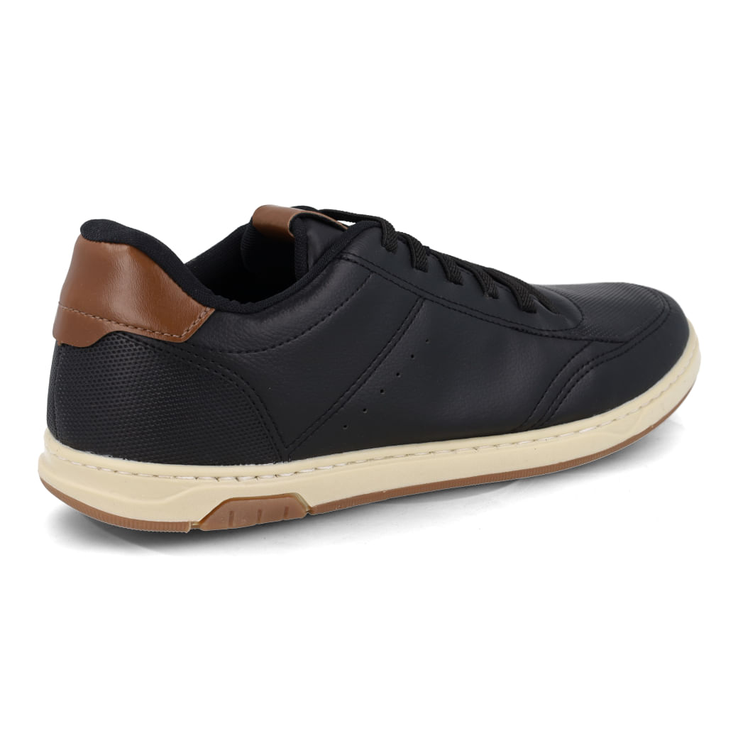 Tênis casual masculino preto em couro legítimo vista detalhada
